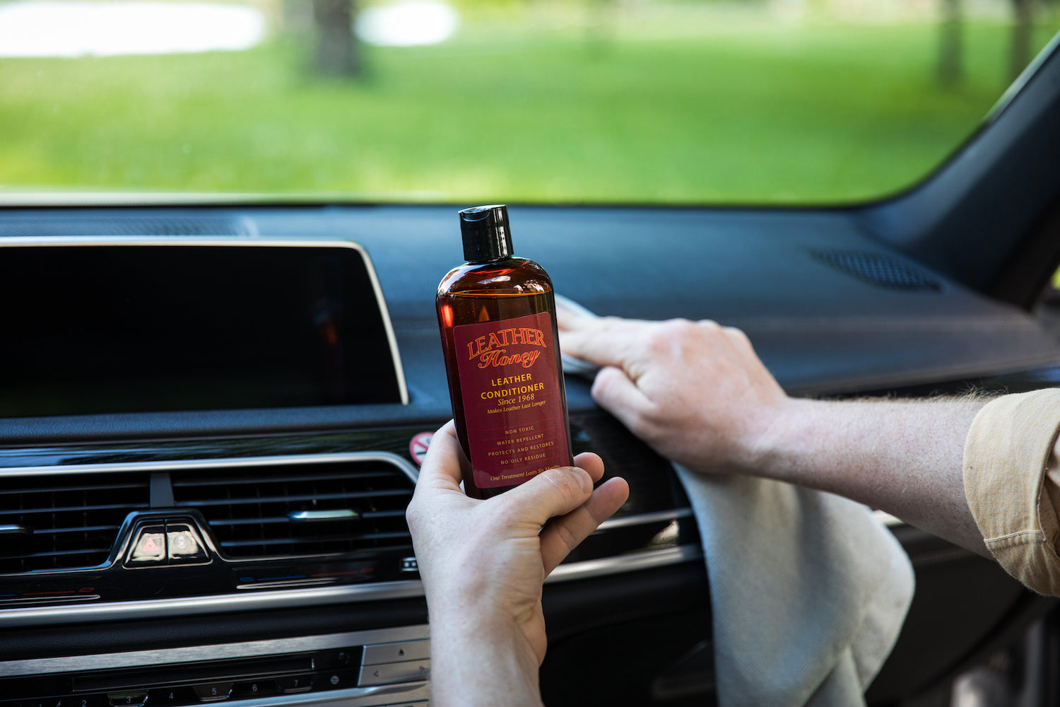 Car And Auto Upholstery Cleaner Reviews: Which Is Best?
